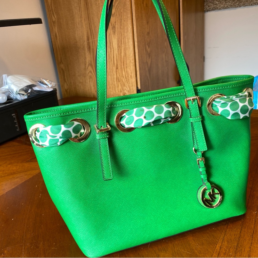 Michael Kors green tote with scarf